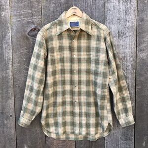 Vintage 60s-70s Pendleton Tartan Plaid 100% Wool Button Up Shirt Size Medium